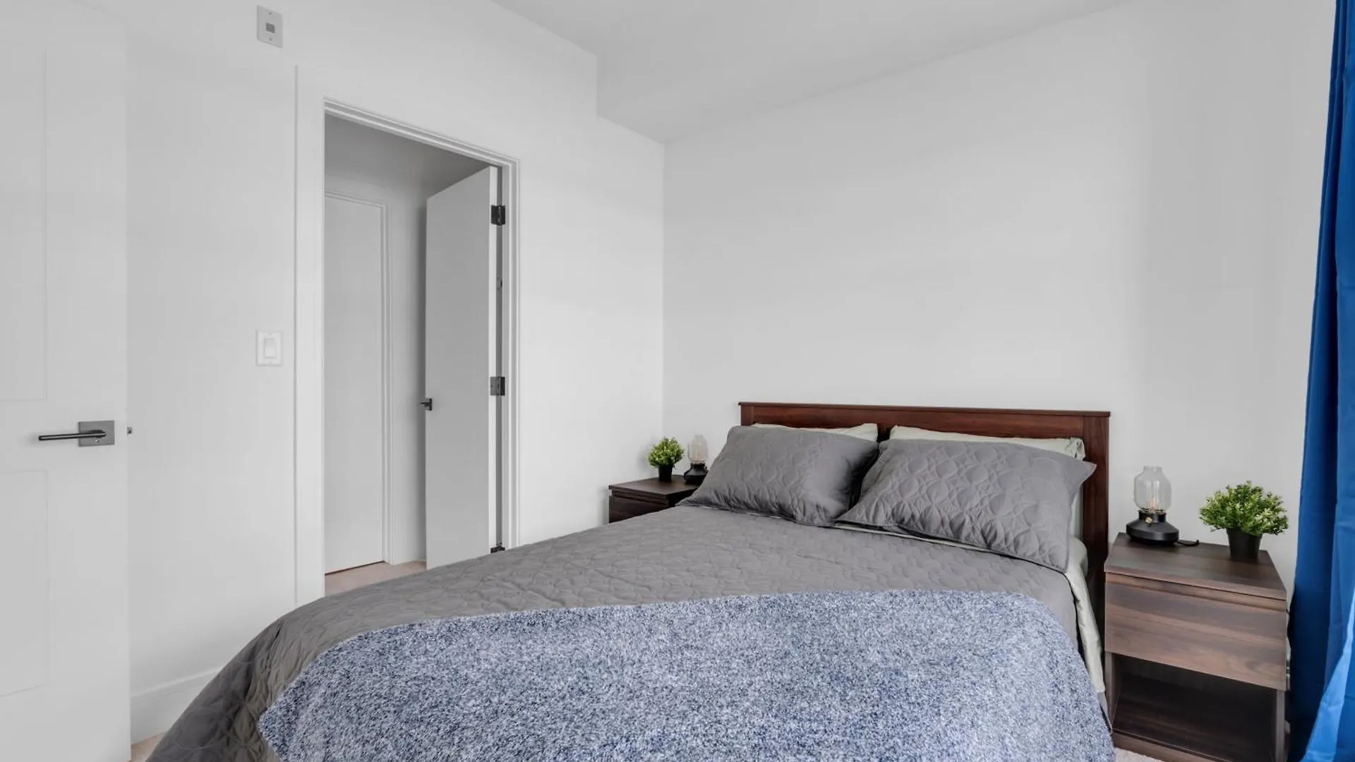 Comfortable Retreat In Currie Calgary 0*,